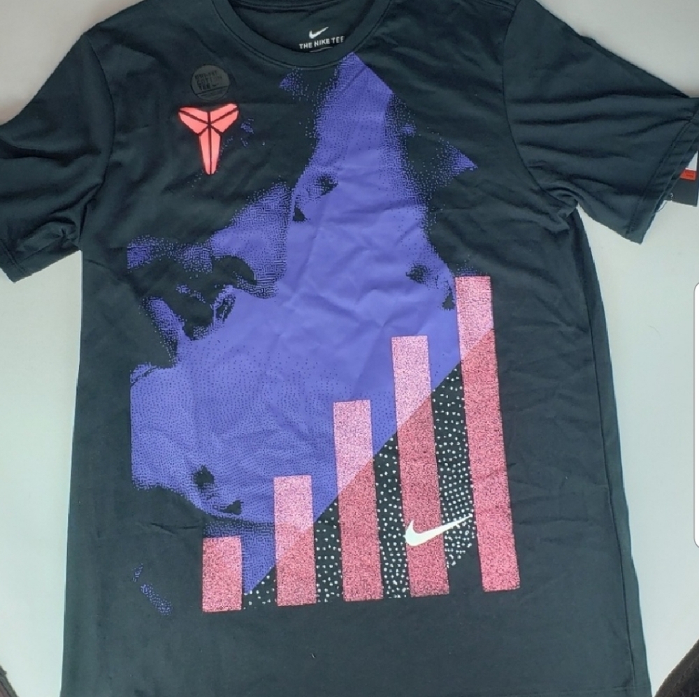 KOBE BLACK MAMBA SHIRT BLACK SIZE LARGE RARE NEW